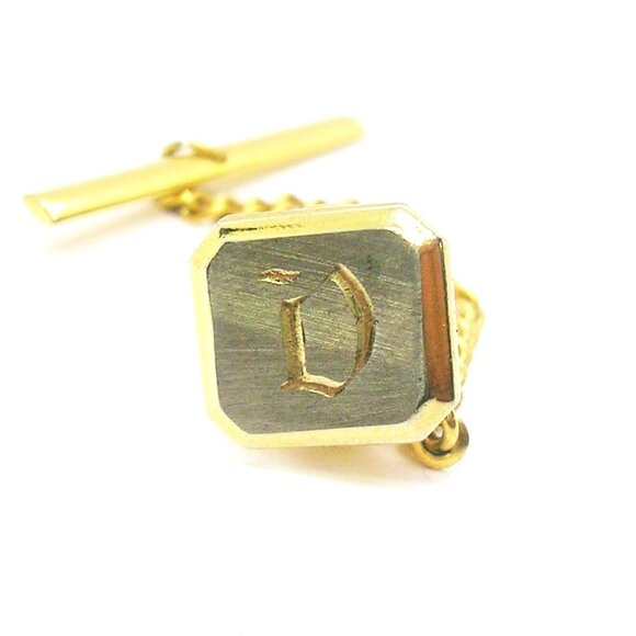 Initial Monogram D Tie Tack Pin with chain old English Letter vintage - Picture 1 of 3